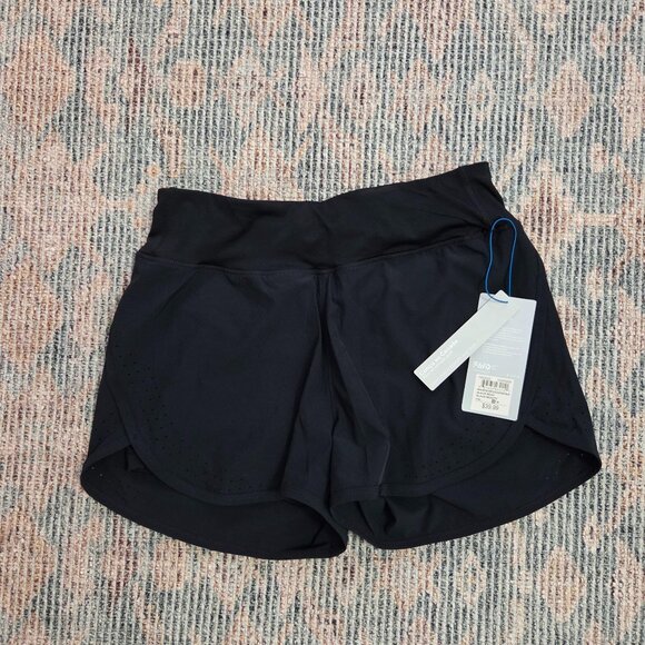 NWT FWD Women's Lined Short, size M - Picture 1 of 6
